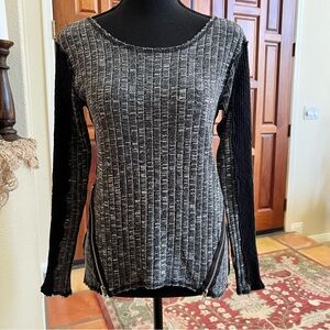 Vintage Jude  Gray Zippers On The Front Sweater  Size Small